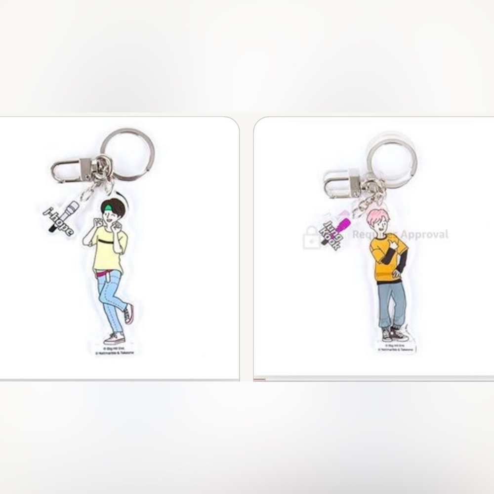 New bundle of 2 BTS keychains
